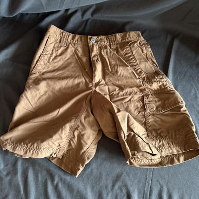 Tilley Hat, LL Bean, Eddie Bauer, Columbia & Mountain Khaki Pants-Size 30 (LR-MG)