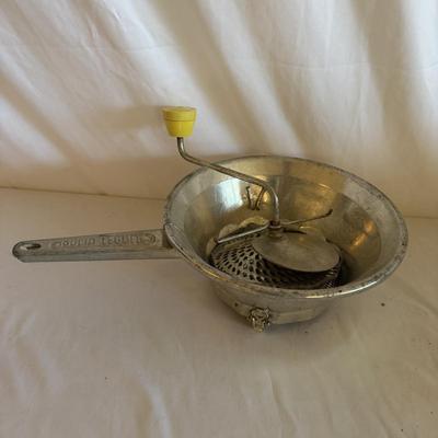 Peel Away Apple Peeler, Moulin-Legumes Food Mill & More (LR-MG)