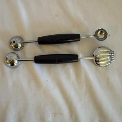 Peel Away Apple Peeler, Moulin-Legumes Food Mill & More (LR-MG)