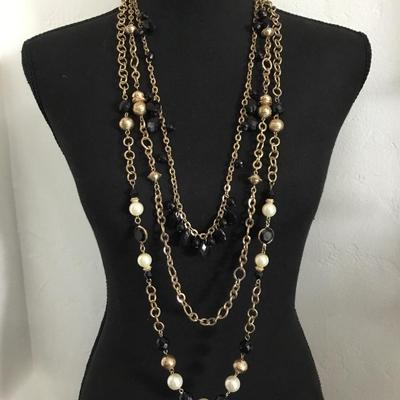 Large vintage, gold tone, faux pearl & faux black glass statement necklace