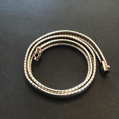 Sale Photo Thumbnail #5: Italy silver 925 choker very nice please see attached photos