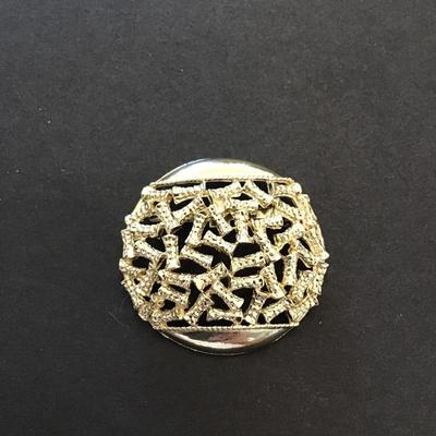 Sale Photo Thumbnail #22: Beautiful, goldtone Christmas brooch. Please see attached photos.