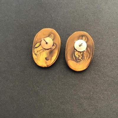 Sale Photo Thumbnail #68: Beautiful Faux plastic fashion, statement earrings. Please see attached photos.