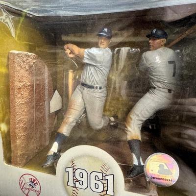 Mickey Mantle & Roger Maris Figurines = Box 1