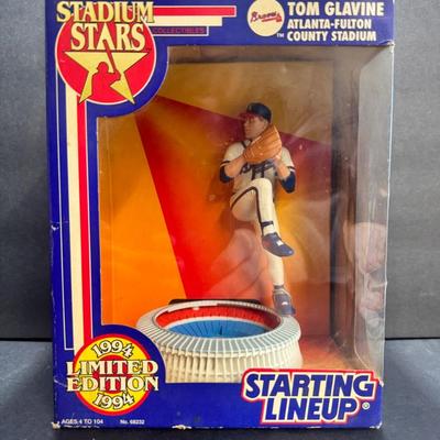 Tom Glavine Figurine