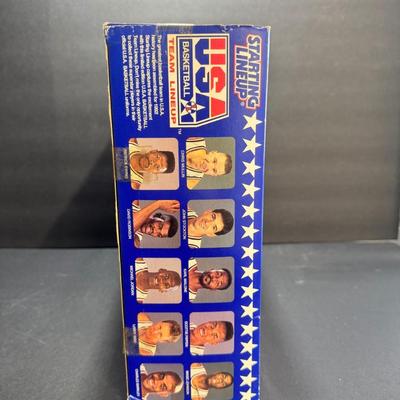 Team USA Baskletball Figurines - 1992 - Box 1