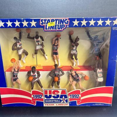 Team USA Baskletball Figurines - 1992 - Box 1