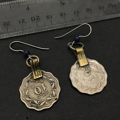 Vin coin Earrings