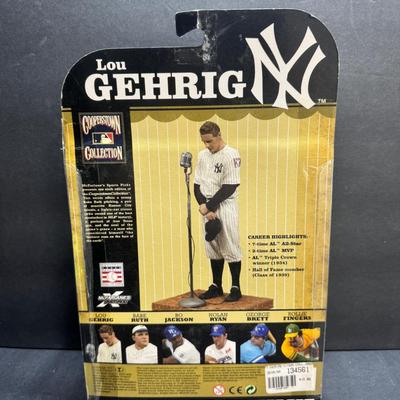 Lou Gehrig Figurine