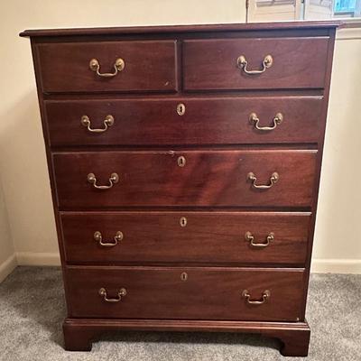 Henkel-Harris “Virginia Galleries” Mahogany Chest of Drawers
