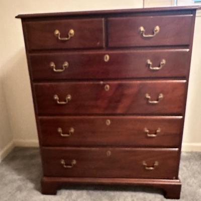 Henkel-Harris “Virginia Galleries” Mahogany Chest of Drawers