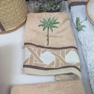Palm Tree Bathroom Set