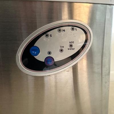 Frigidaire Countertop Ice Maker