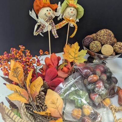 Fall Seasonal Decorations