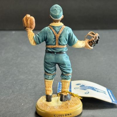 Hall of Fame Figurine