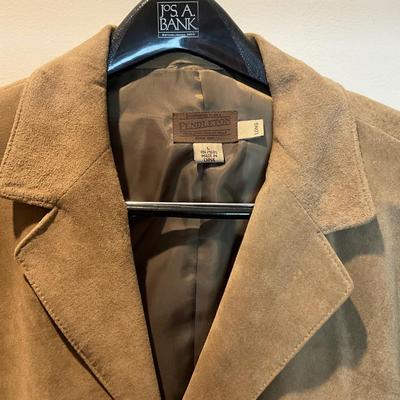 1008 LOT of Men's Wool & Suede Blazers w/Scarves