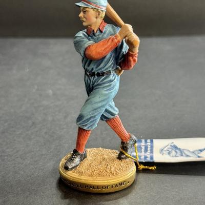 Hall of Fame museum Figurine