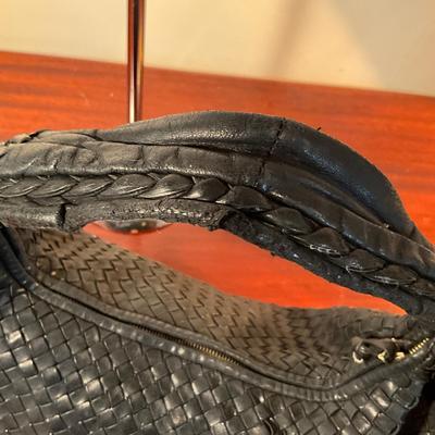 1009 Bottega Veneta Intrecciato Black Woven Leather Hobo bag