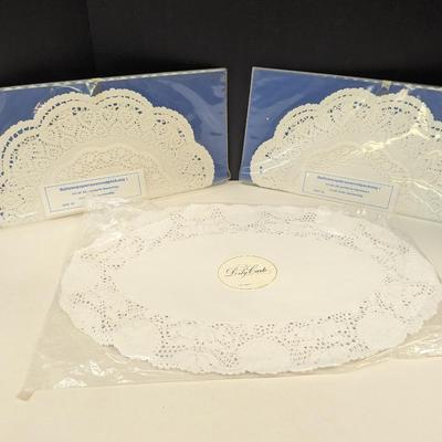 Vintage Chicago, Ill. Doilies