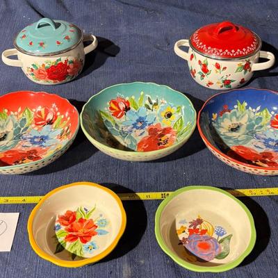 Pioneer Woman Dish Set
