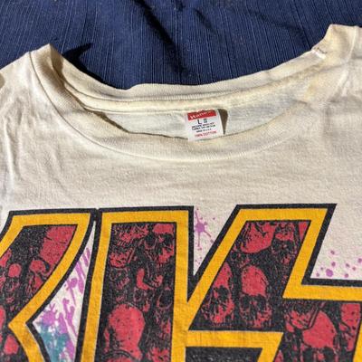 1992 Large Kiss TShirt