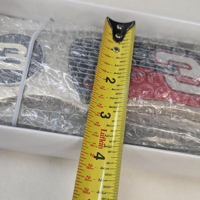 Jumbo Folding Knife Dale Earnhardt Display