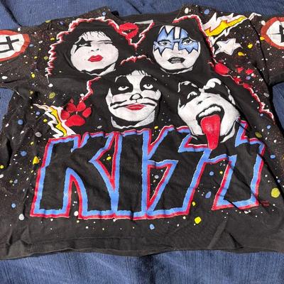 Large Kiss T Shirt