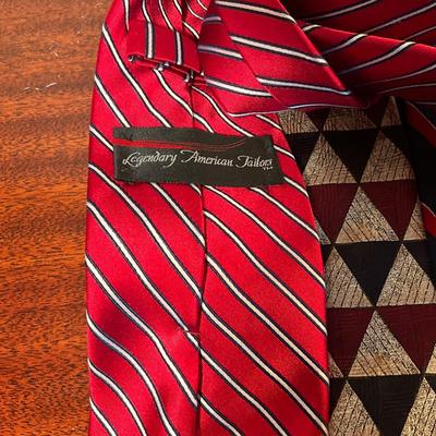 1015 Fantastic LOT of Mens Designer Silk Ties