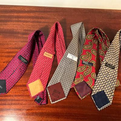 1016 Designer Mens Ties Gucci, Polo, Valentino, YSL, Canali
