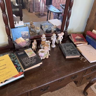 Vintage Religious Books and Pretties 409