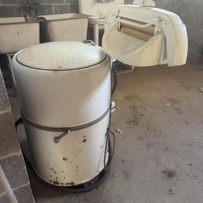 Vintage Wringer Washer