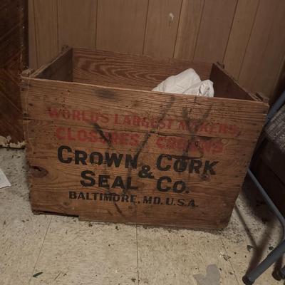 Large Vintage Shipping Crate