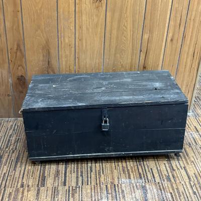 3 Wooden Trunks (BB-SF)