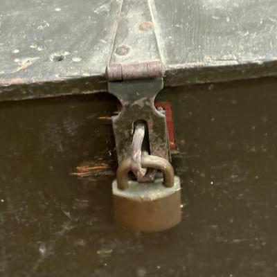 3 Wooden Trunks (BB-SF)