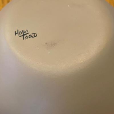 Hopi Toad signed native pottery