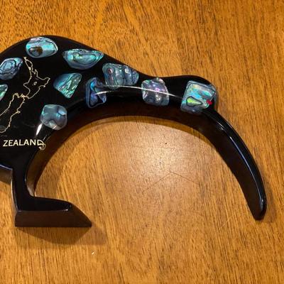 New Zealand bird with shell