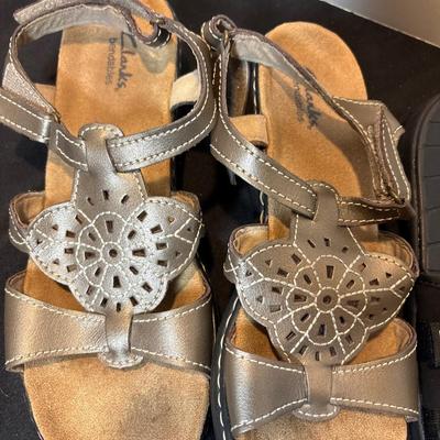 Sale Photo Thumbnail #235: See pics. Both look hardly used