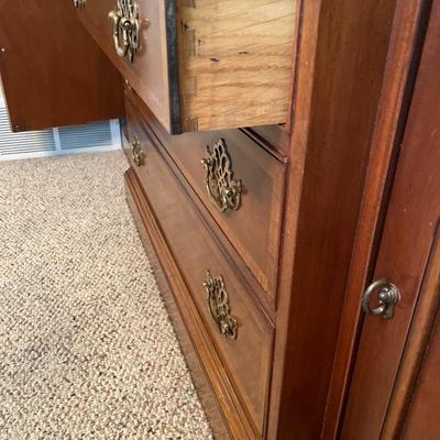 Hickory “The American Masterpiece” China cabinet ONLY