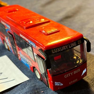 Die Cast City Bus