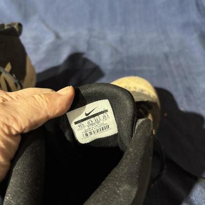 Nike Men’s 11.5 Cleats