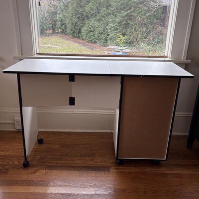 Sullivans Portable Sewing Table (D-SF)