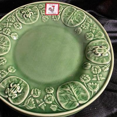 Vintage Bordallo Pinheiro Portugal Frog Lily Leaf Majolica Plates Set of 5 | Embossed Green Earthenware Salad Plates 8" |...