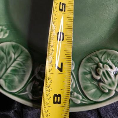 Vintage Bordallo Pinheiro Portugal Frog Lily Leaf Majolica Plates Set of 5 | Embossed Green Earthenware Salad Plates 8" |...