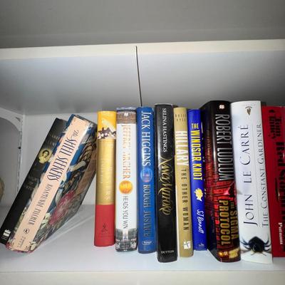 1065 Large LOT of Hardback Novels