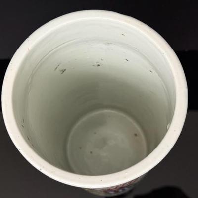 Antique Chinese Jingdezhen Famille Rose Vase