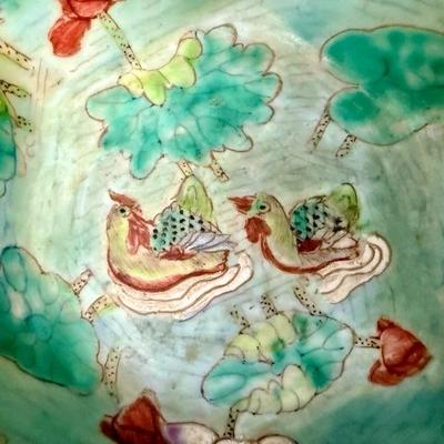 Antique Chinese Hand painted Porcelain Bowl on Stand