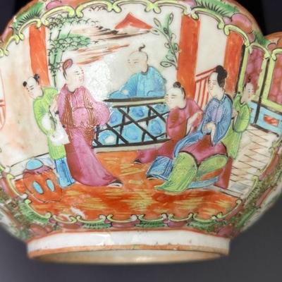 Antique Chinese Export Rose Medallion Porcelain Bowl