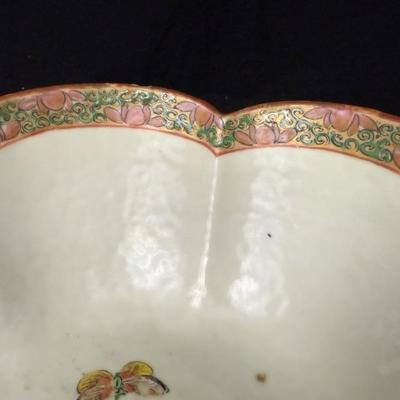 Antique Chinese Export Rose Medallion Porcelain Bowl