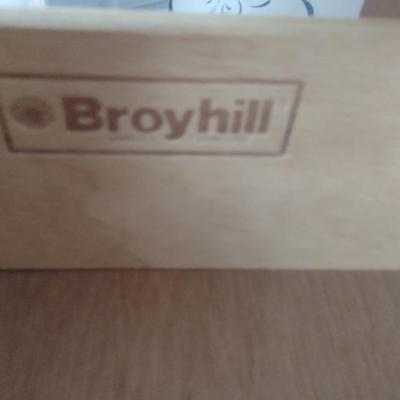 Broyhill Solid Pine Stretch Dresser