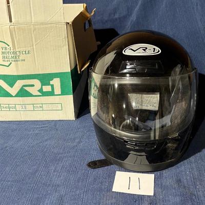 VR-1 XL Motorcycle Helmet